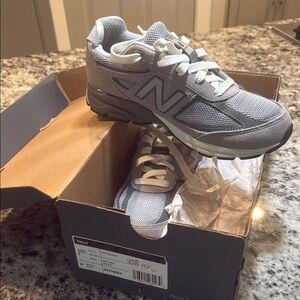 New Balance Gray Sneakers Athletic Design